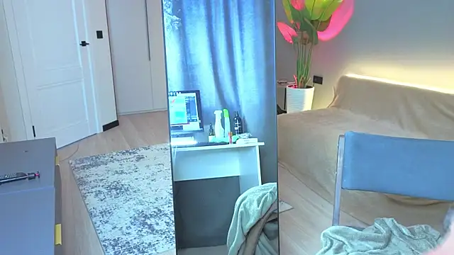 Chat +18 de Vienna_Lioren ao vivo
