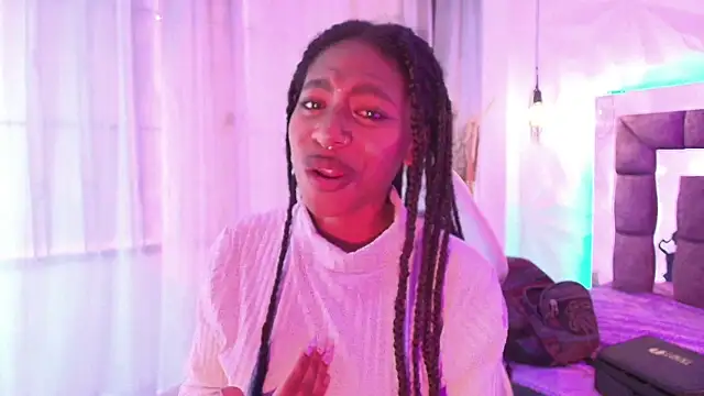 Queen_perla_'s Live XXX Chat