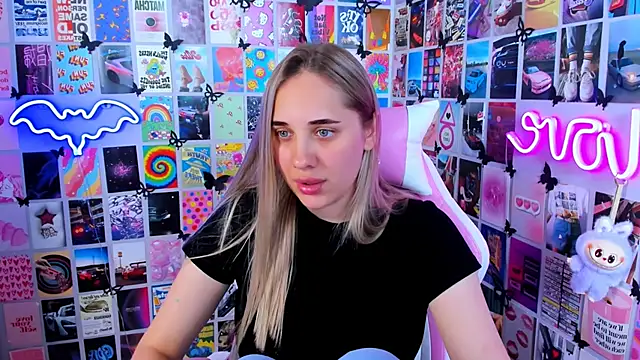 Živý XXX chat MiaMilas