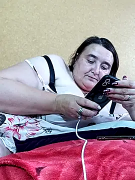 Czat XXX na żywo – LiluHot