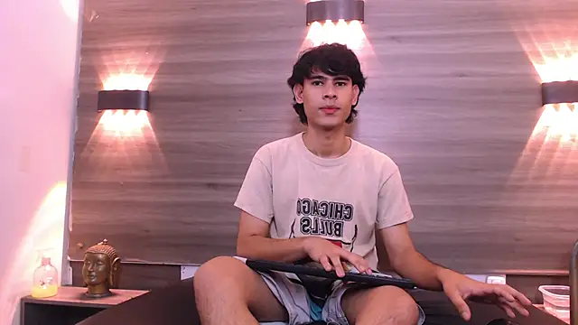 XXX chat uživo modela Kevin_Brooks1