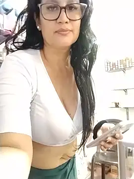 keilymadam 现场XXX聊天