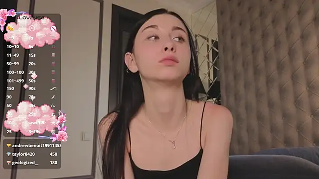 MiguelinaRasmuson Chat XXX live
