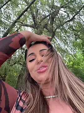 KirstieVegas – Naživo XXX chat