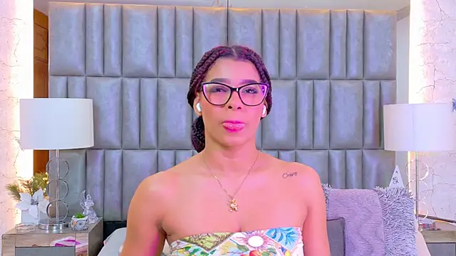 TiaraRosse Chat XXX in diretta