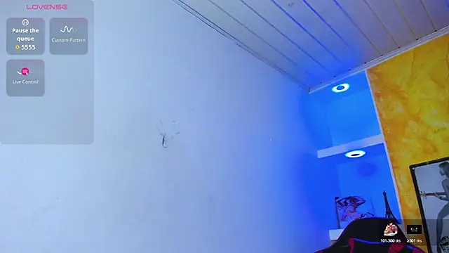 Anniee_xのライブXXXチャット