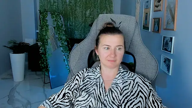 Golden_Dragon Chat XXX in diretta
