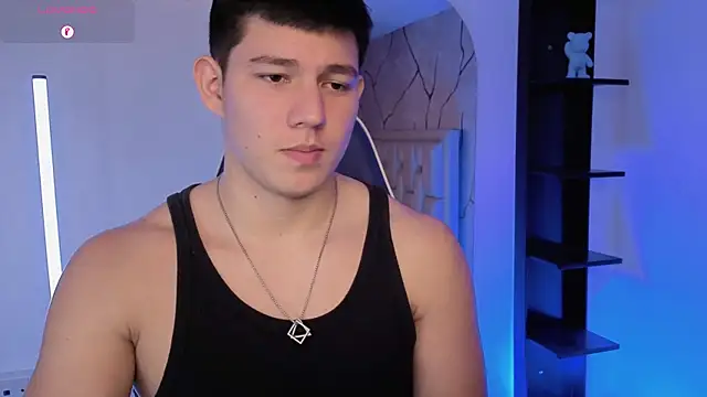 JamesCr_: απευθείας συνομιλία ΧΧΧ