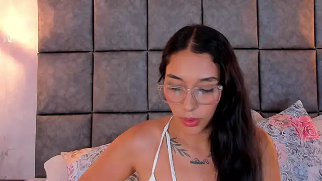 Roseaurora Live XXX-chat