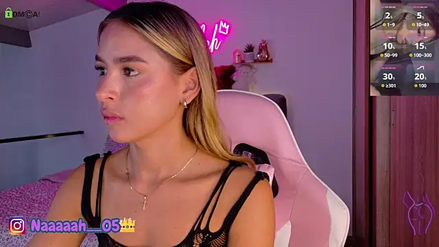 Nallah__ live XXX chat