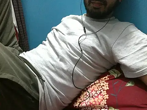 XXX chat uživo modela Precumboner