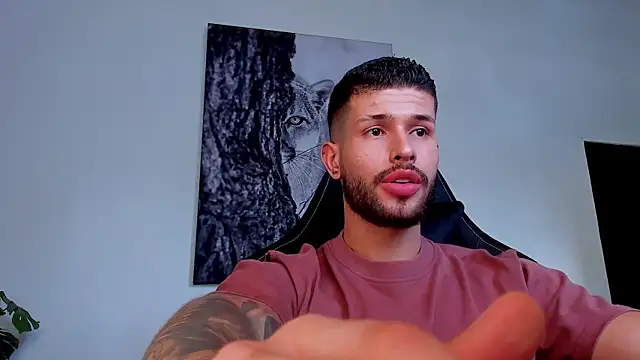 Santos_ramirez1 Adlı Modelin Canlı XXX Sohbeti