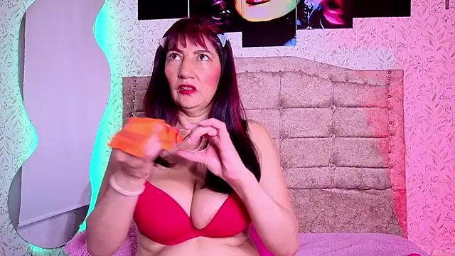 Chat XXX en directo de adalya_y