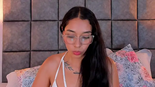Chat XXX ao vivo de Roseaurora