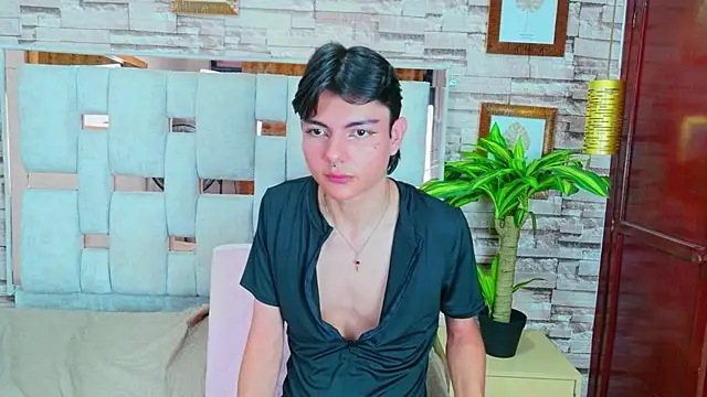 แชท XXX สดของ Liamdelrey