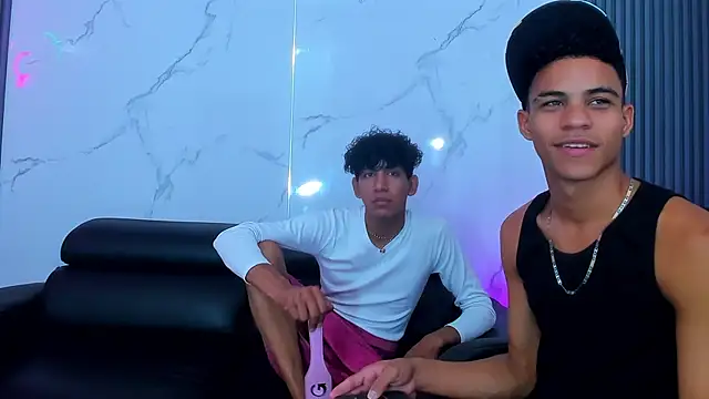 Chat +18 de Kleyn_black ao vivo