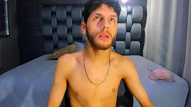 Chat XXX ao vivo de CHRIS_GREY