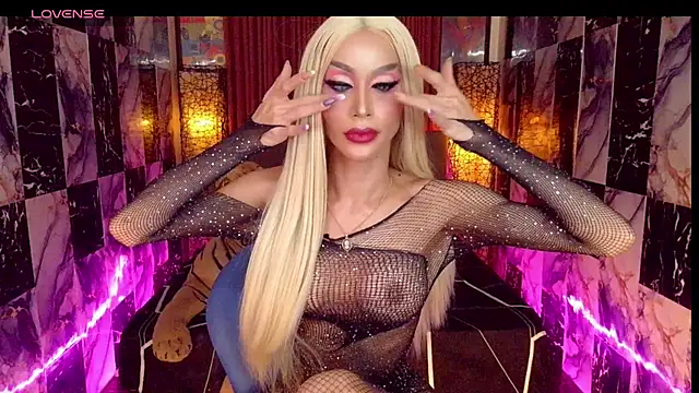 SeductiveSamanthaTS' Live XXX Chat
