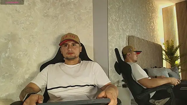 Chat +18 de Lukas_Barone ao vivo