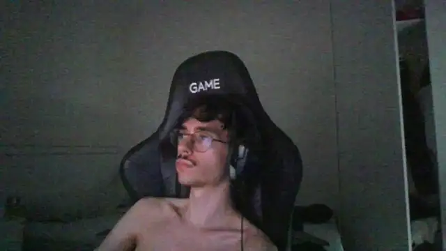 Chat XXX en directo de gabrielNovin17cm