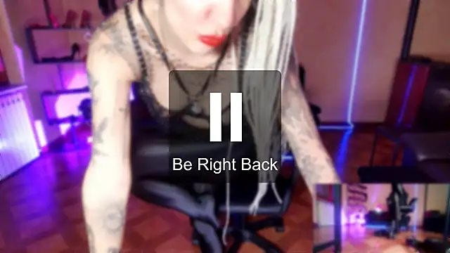 Monicamaxwell 现场XXX聊天