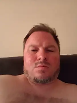 Chatroom XXX en direct de JayGirthy36