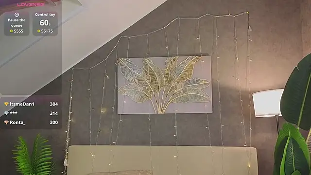 Carrie_Roberts 现场XXX聊天