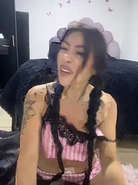 Czat XXX na żywo – DAKOTA_SAKURA
