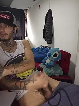 دردشة Tattoboy19cm الجنسية المباشرة