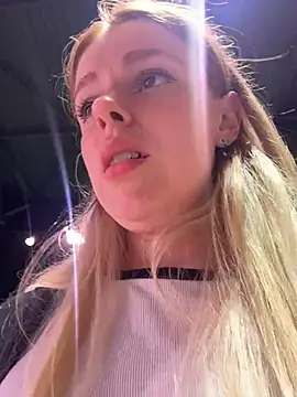 HarrietDart 即時 XXX 聊天
