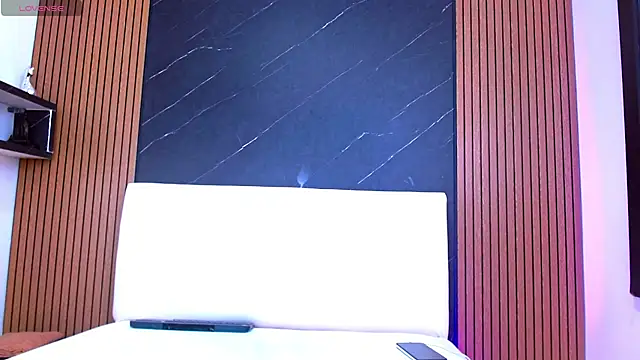 Isak_Berekoa Adlı Modelin Canlı XXX Sohbeti