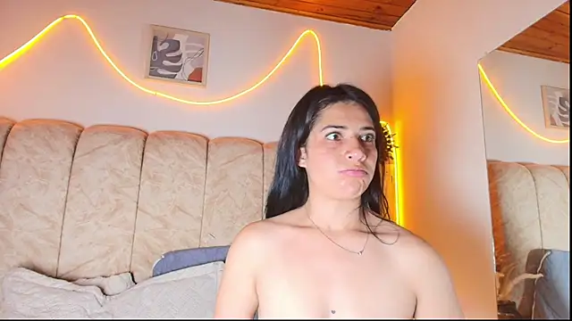 Chat XXX en directo de amy_swann