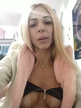 Thifanydotada Show in webcam