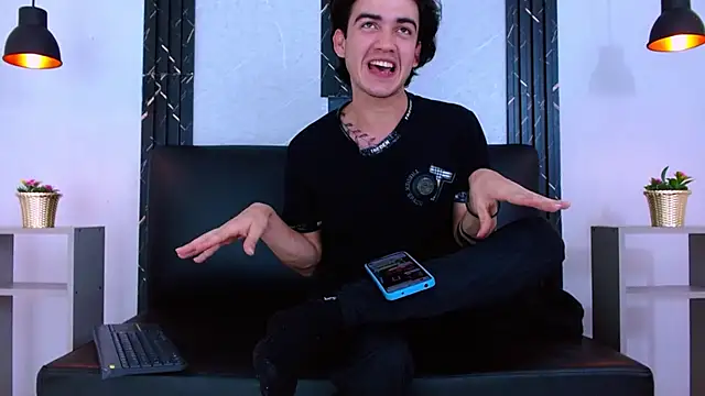Feiccer_Castquer XXX чат на живо