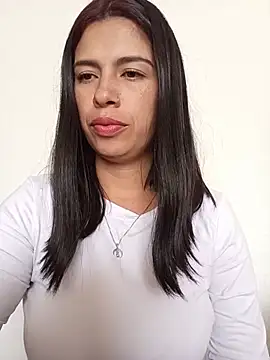 Nathaly_12's Live XXX Chat
