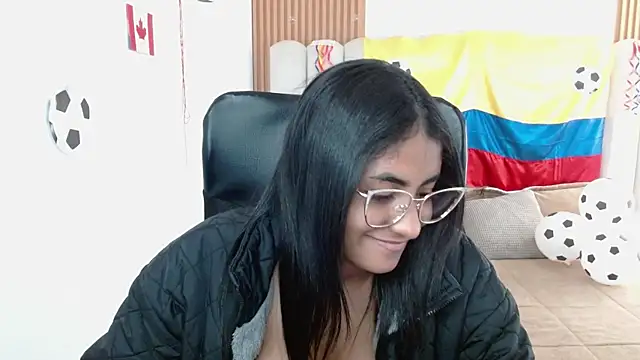 دردشة shaneelle الجنسية المباشرة