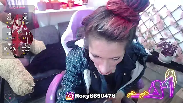 roxy_roxxan élő XXX-chatje