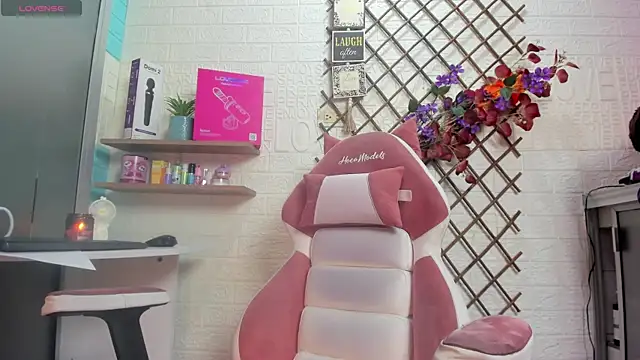 Živý XXX chat SALOME_KORLAND