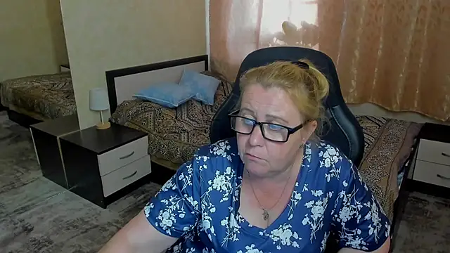 Frau_Marta Live XXX Chat
