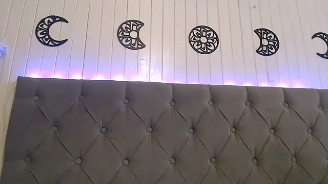 Mickyta Obrolan Langsung XXX