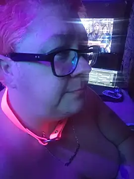 quicksilv3rn Live XXX chat