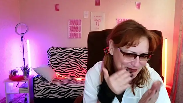 Czat XXX na żywo – Jasmine_Tv