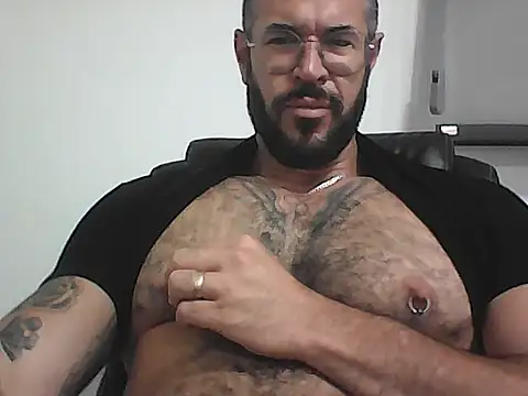 แชท XXX สดของ mrbighairychest