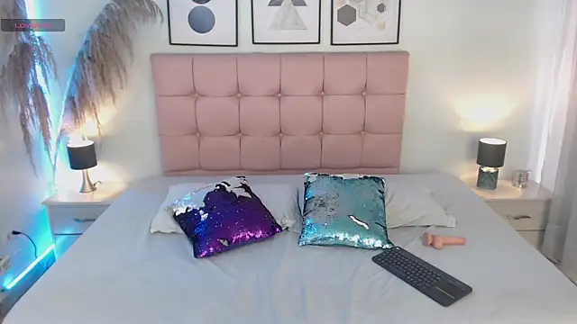 LilMoon_'s Live XXX Chat