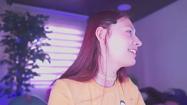 XXX chat uživo modela Rebecah_1