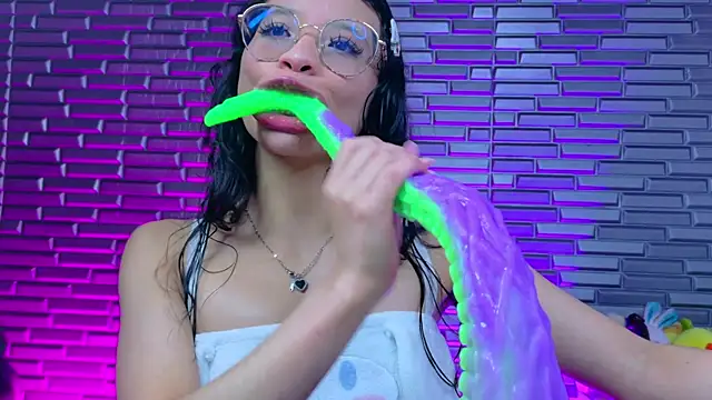 Giaa_rossi's Live XXX Chat