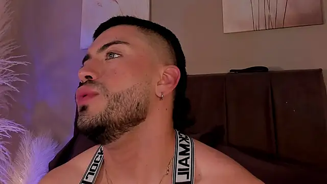 Alexander_Diazz – Live XXX-chat