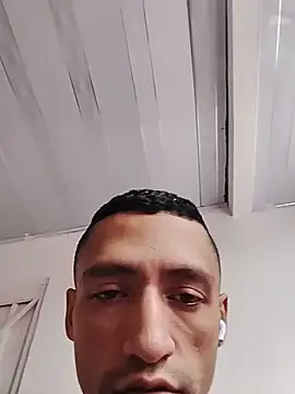 TuCanero23cm Chat XXX in diretta