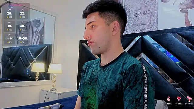 Chat +18 de Un_Sluttyy ao vivo