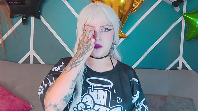 Blonndie_Noir live XXX chat